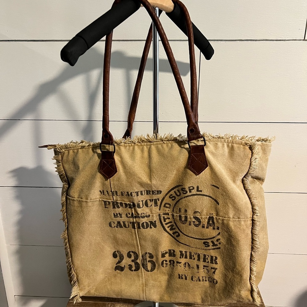 Mona B canvas bag